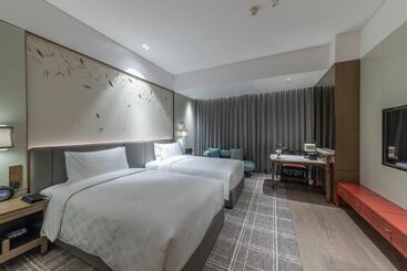 هتل Hualuxe Xi An Chanba, An Ihg