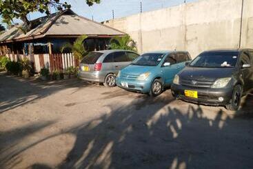 هتل Kicec Bar And Guest House Airport