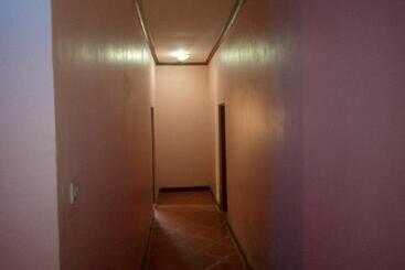 هتل Kicec Bar And Guest House Airport