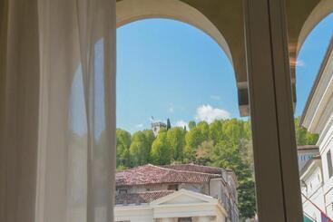 هتل Locanda Mezzosale