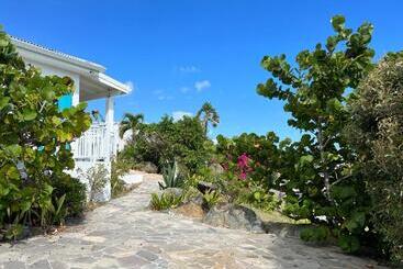 پانسیون Tiko Lodge Sxm