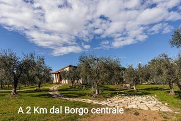 منتجع Antico Borgo Molino 7cento Vicino Ai Giardini Di Ninfa