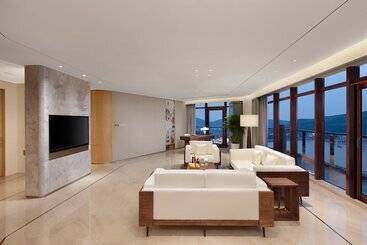 هتل Crowne Plaza Zhoushan Seaview, An Ihg
