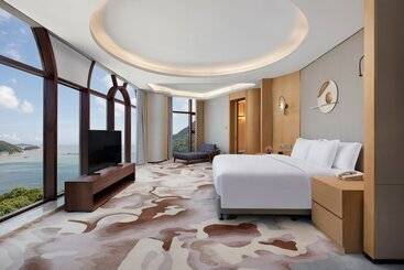 هتل Crowne Plaza Zhoushan Seaview, An Ihg