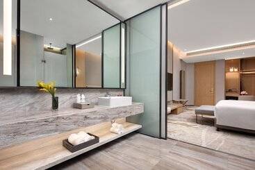 هتل Crowne Plaza Zhoushan Seaview, An Ihg