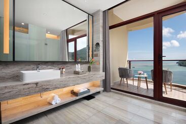 هتل Crowne Plaza Zhoushan Seaview, An Ihg