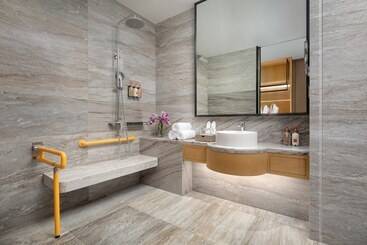 هتل Crowne Plaza Zhoushan Seaview, An Ihg