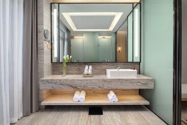 هتل Crowne Plaza Zhoushan Seaview, An Ihg