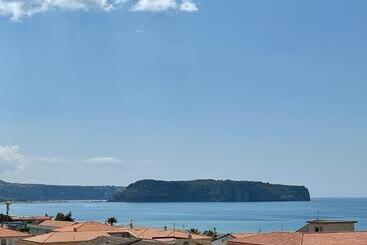 هتل Tea Praia A Mare