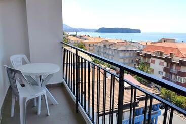 هتل Tea Praia A Mare