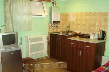 پانسیون Apartment On Erekle 25a