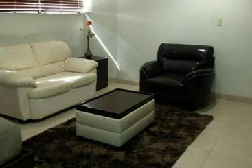 Premier Hotel Suites