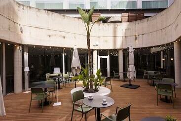 Casa Lit Barcelona by Ona Hotels