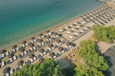 Doryssa Seaside Resort