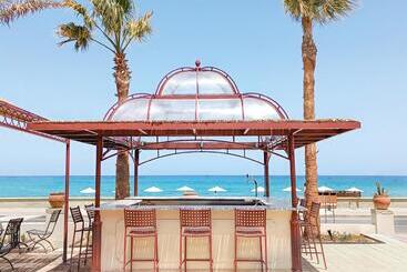 Grecotel Plaza Beach House, Grecotel Apartments