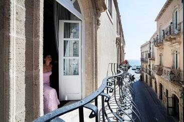 هتل Algila Ortigia Charme