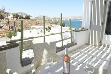 هتل Anthos Apartments