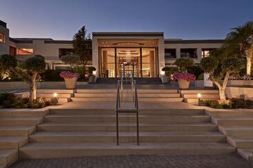 هتل Atlantica Kalliston Resort   Adults Only