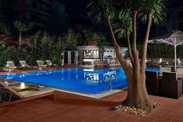 هتل Blazer Suites