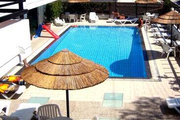 Hotel Caravel Apartment