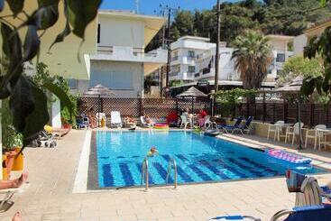 Hotel Caravel Apartment