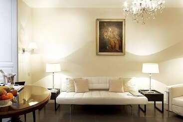 هتل Palazzo Cavalieri