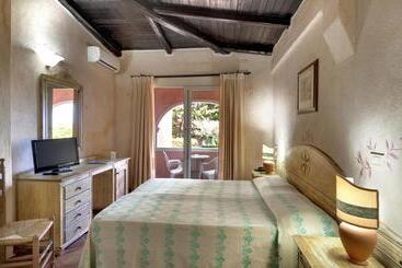 Colonna Beach Hotel Marinella - Golfo Aranci