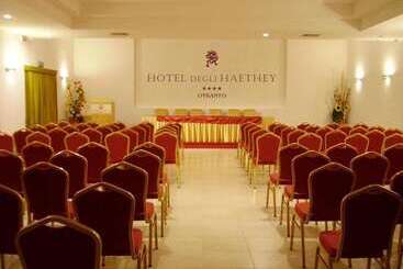 هتل Degli Haethey