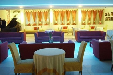 هتل Degli Haethey