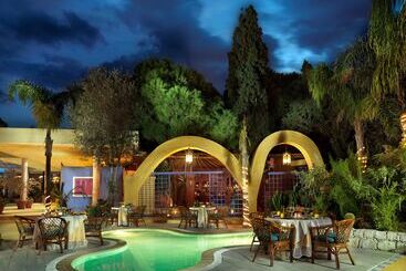 Hotel Dionysos
