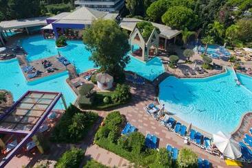 Hotel Dionysos