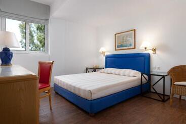 Hotel Dionysos