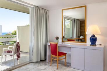Hotel Dionysos