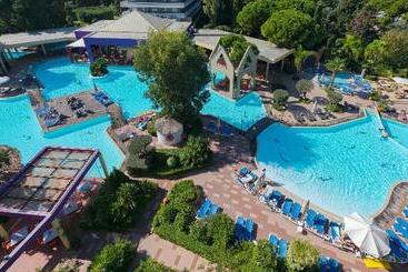 Hotel Dionysos