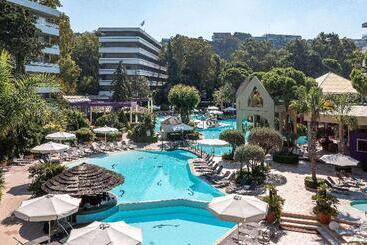 Hotel Dionysos