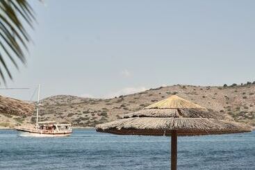 هتل Elounda Gulf Villas By Sandglass