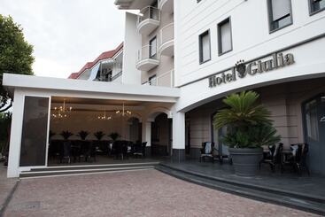 هتل Giulia Ocean Club