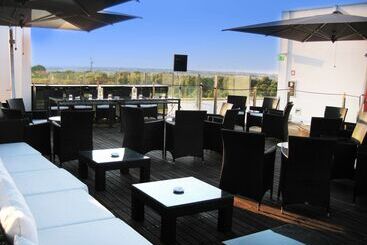 هتل Hilton Garden Inn Lecce