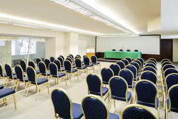 هتل Ibis Styles Palermo President