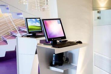 هتل Ibis Styles Palermo President