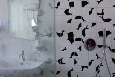 هتل Ibis Styles Palermo President