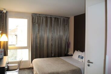 هتل Kyriad Charlevillemezieres