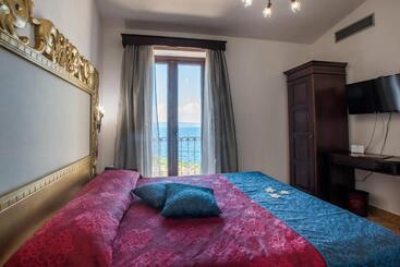 هتل Lido Degli Spagnoli