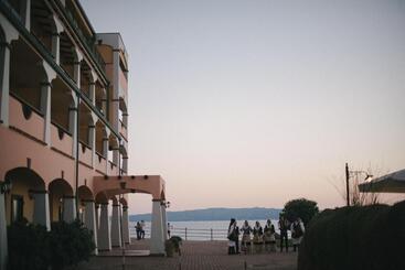 هتل Lido Degli Spagnoli