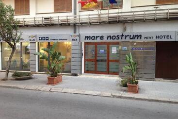 هتل Mare Nostrum Petit Hôtel