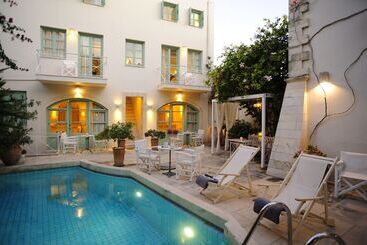 هتل Mythos Suites Boutique