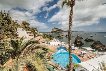 Strand Hotel Delfini