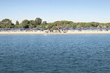 هتل Th Marina Di Sibari   Baia Degli Achei Village