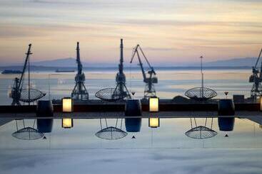 The Met Hotel Thessaloniki, A Member Of Design Hotels