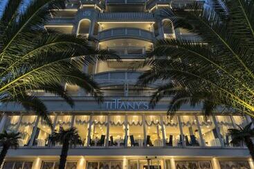 호텔 Tiffany's